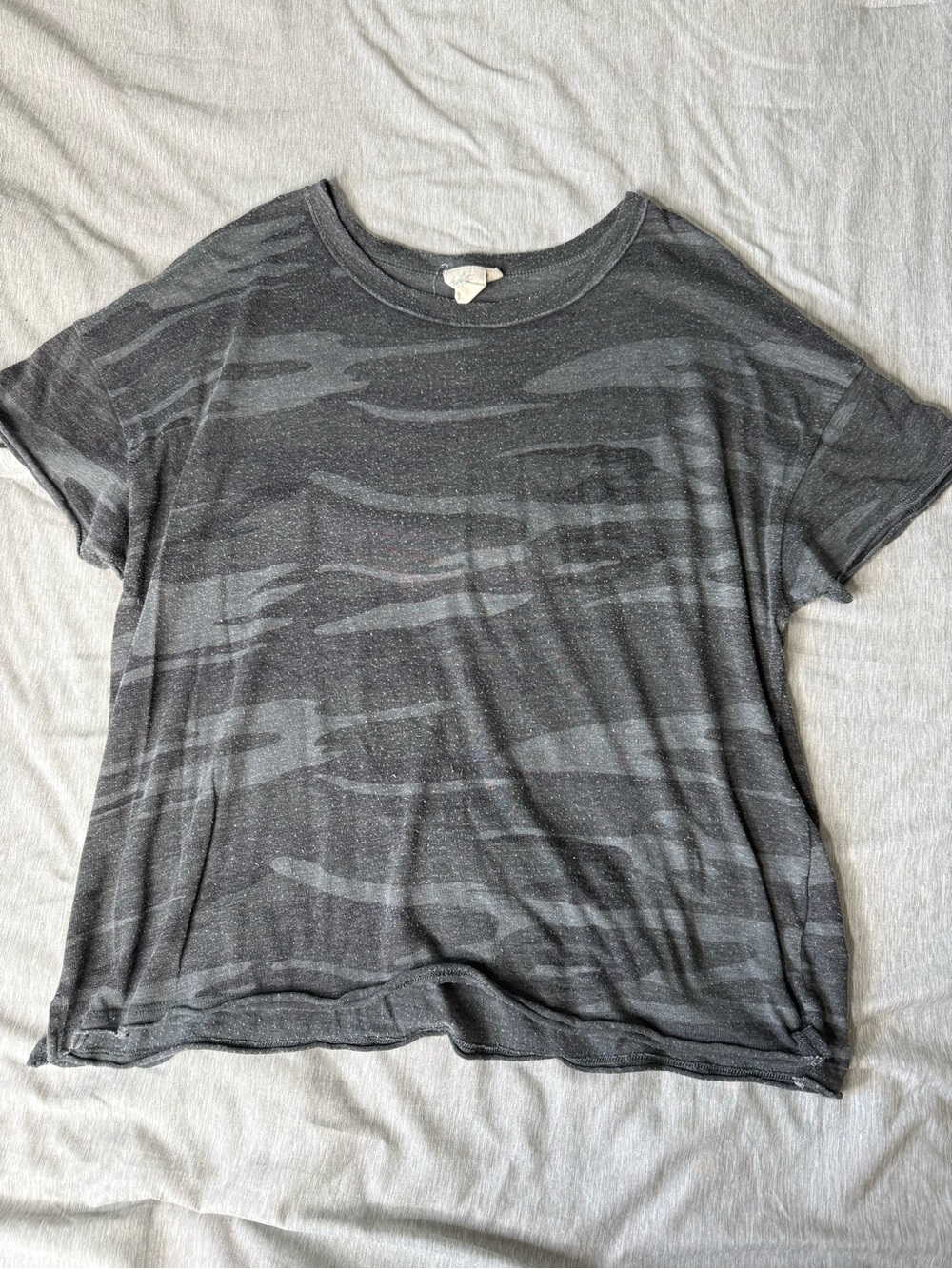 Women’s White Crow Relaxed Blue Camo Short Sleeve Tee